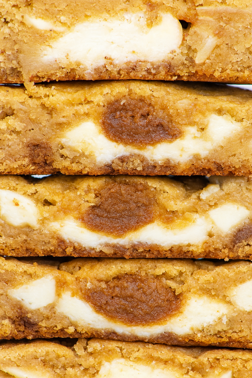 Cinnamon roll cookie